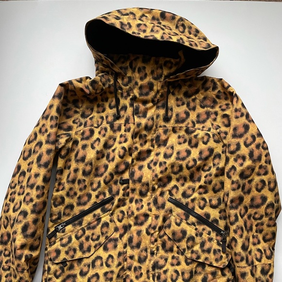 Burton Leopard Print jacket size Sm - Picture 7 of 7